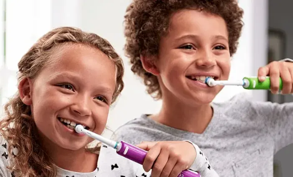 أفضل طرق العناية بأسنان الأطفال